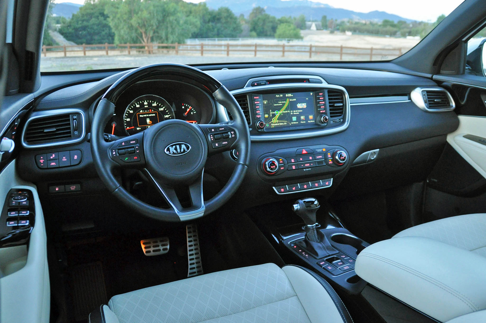 2016 Kia Soo Review Autoweb Autoweb 2017 July Review 2016 Kia Soo Limited