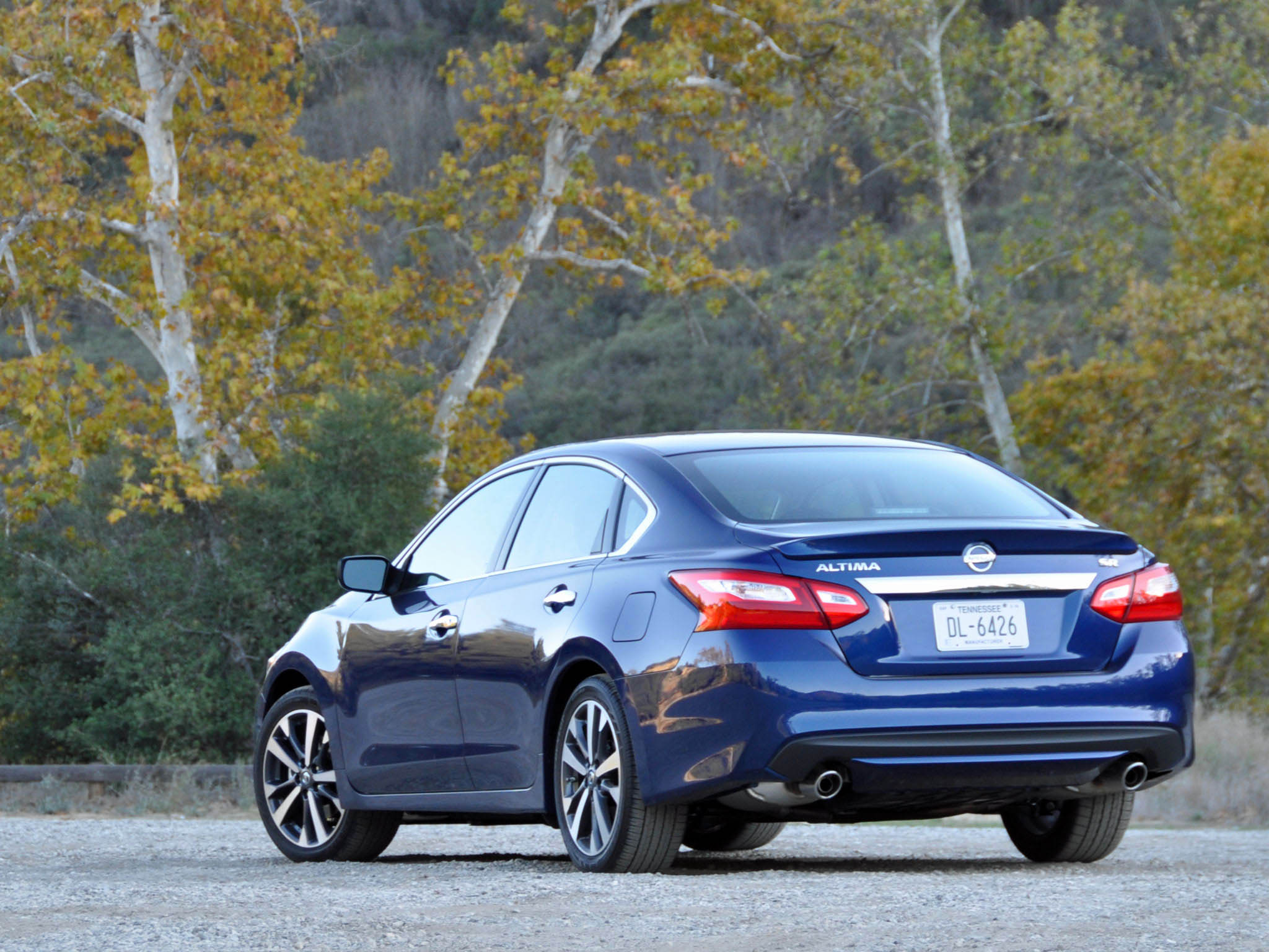 AutoWeb-2015-November-First-Drive-2016-N