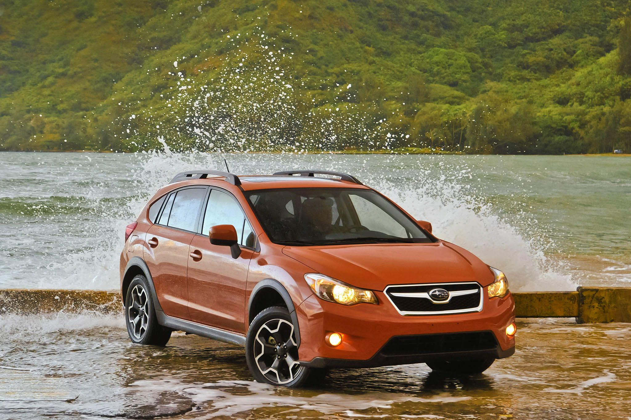 10 Best New Cars For Older Drivers Exclusive Autoweb Autoweb 2016 January Exclusive Crosstrek 001