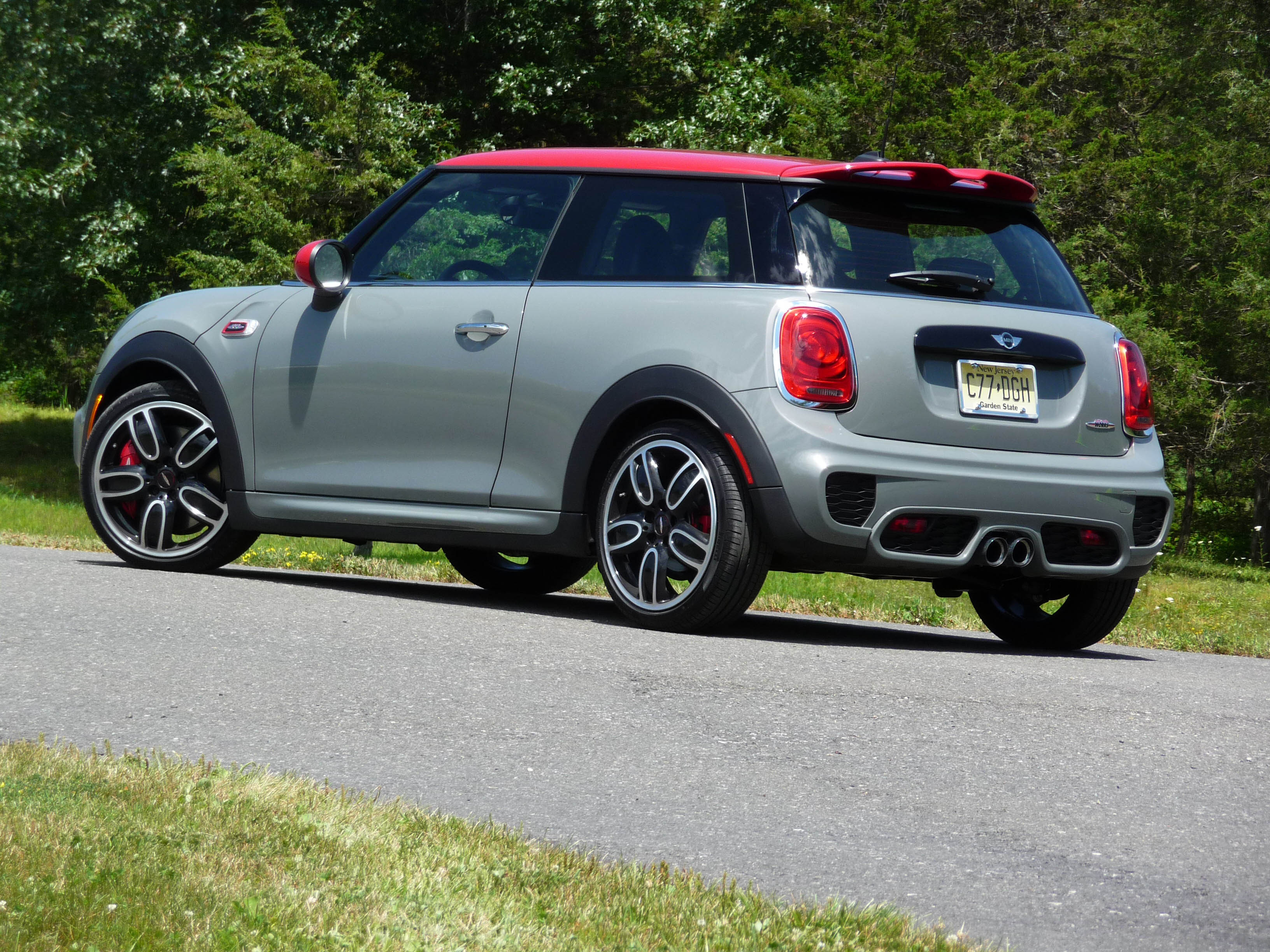 2016 Mini Cooper John Works Hardtop Review Autoweb Autoweb 2017 December Review 2016 Mini John Cooper