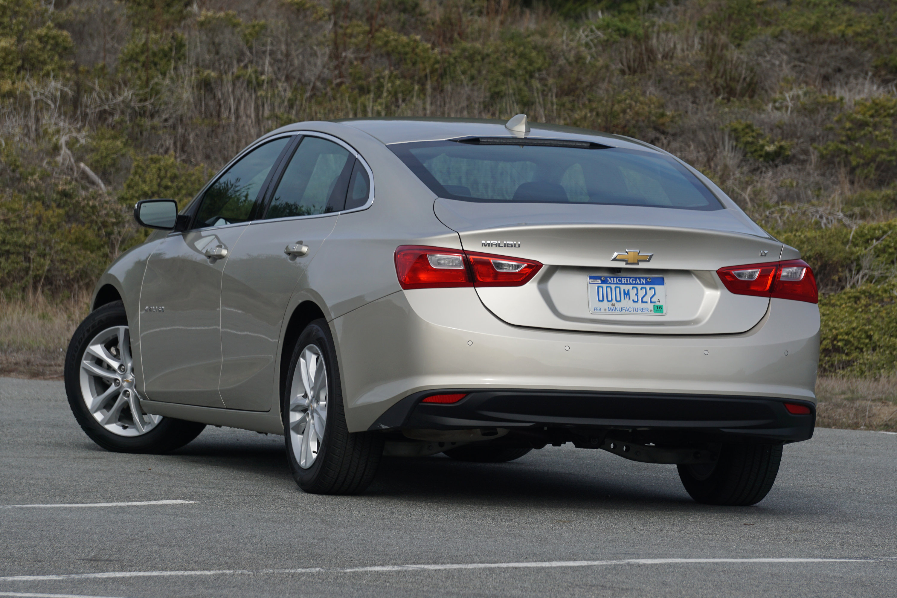 2016 Chevrolet Malibu Review Autoweb Autoweb 2016 February Review Chevrolet Malibu 003
